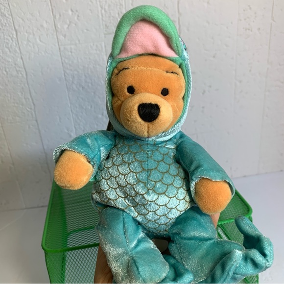 Vintage Disney💧Pisces🐠Winnie the Pooh Bean Bag plushie 8” - Picture 3 of 9